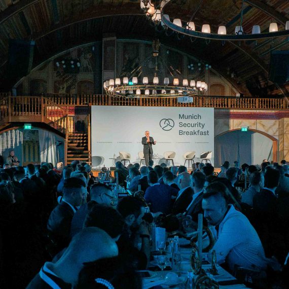 DSC06887-Verbessert-RR_Web-mobile