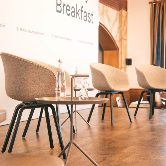 EPF-25D-USCMunichSecurityBreakfast-9815